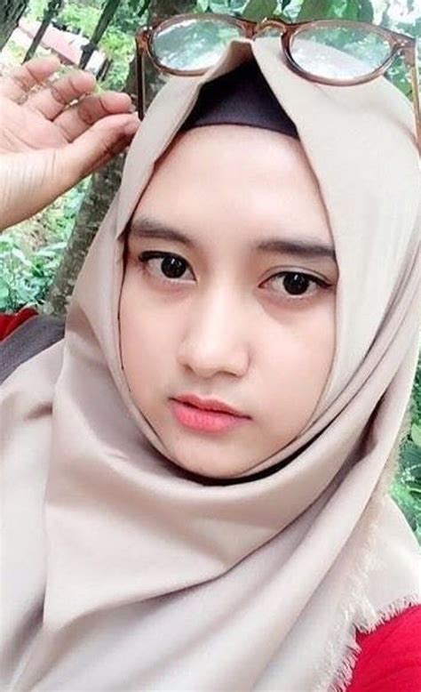 jilbab ngentot|indonesia jilbab ngentot Search